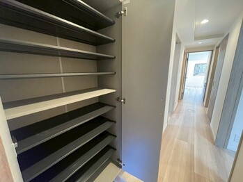 apartment 東京都町田市森野１丁目31-10　渋谷グリーンテラスⅡ1F