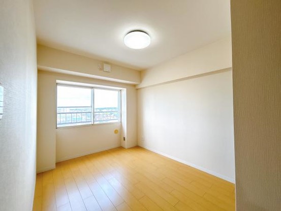 apartment 北海道札幌市白石区北郷一条１丁目5番13号
