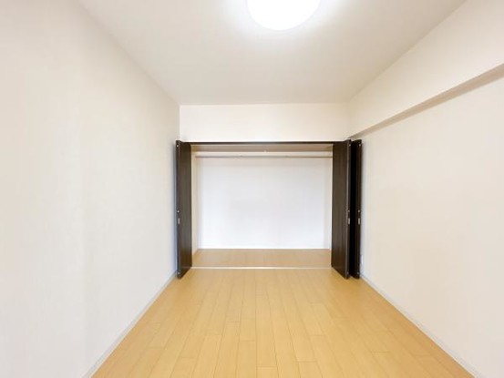 apartment 北海道札幌市白石区北郷一条１丁目5番13号