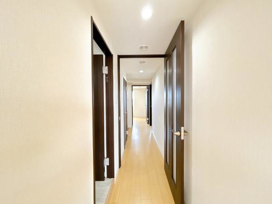 apartment 北海道札幌市白石区北郷一条１丁目5番13号