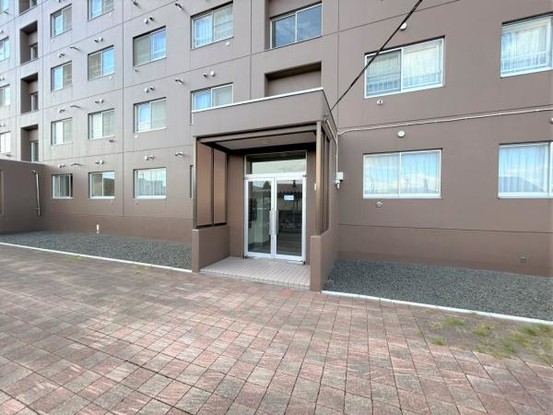 apartment 北海道札幌市白石区北郷一条１丁目5番13号