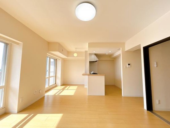 apartment 北海道札幌市白石区北郷一条１丁目5番13号