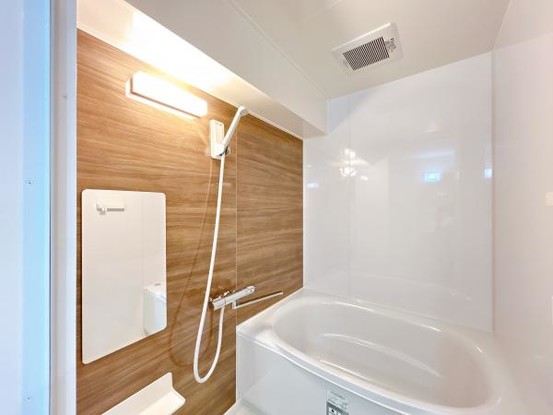 apartment 北海道札幌市白石区北郷一条１丁目5番13号