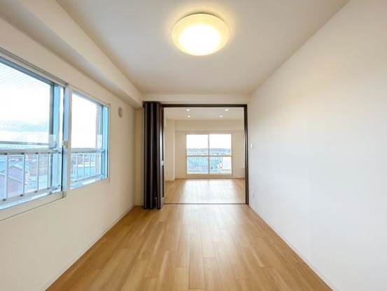 apartment 北海道札幌市白石区北郷一条１丁目5番13号