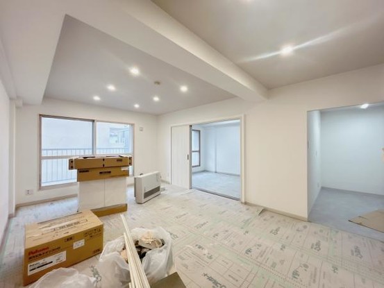 apartment 北海道札幌市白石区北郷一条１丁目5番13号