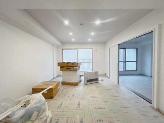 apartment 北海道札幌市白石区北郷一条１丁目5番13号