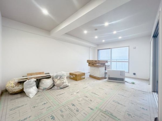 apartment 北海道札幌市白石区北郷一条１丁目5番13号