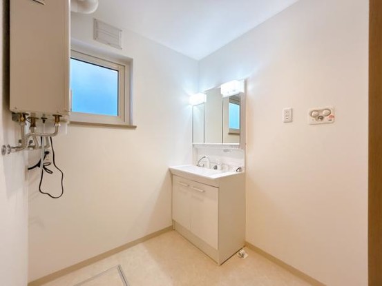 detached 北海道札幌市白石区北郷一条１丁目5番13号