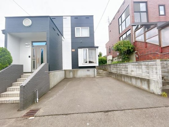 detached 北海道札幌市白石区北郷一条１丁目5番13号