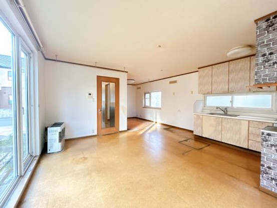 detached 北海道北広島市大曲南ヶ丘３丁目
地図を見る