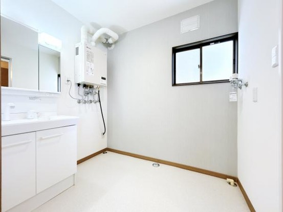 detached 北海道札幌市白石区北郷一条１丁目5番13号