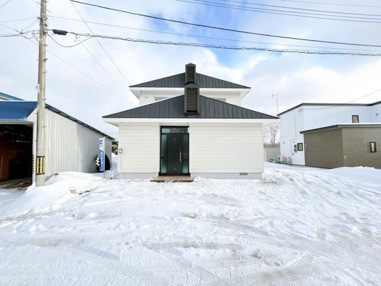 detached 北海道札幌市白石区北郷一条１丁目5番13号