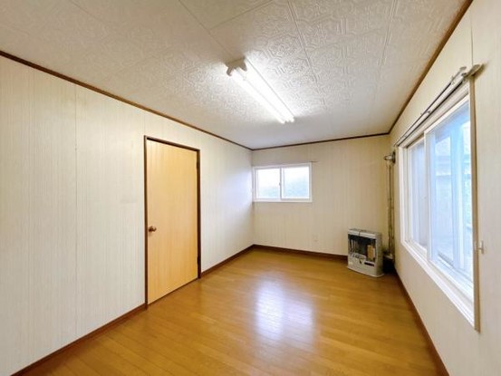 detached 北海道深川市北光町１丁目
地図を見る