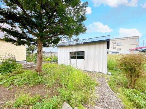 detached 北海道深川市北光町１丁目
地図を見る