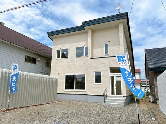detached 北海道岩見沢市南町八条２丁目2番12号　小田ﾋﾞﾙ1F