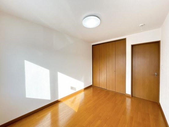 detached 北海道岩見沢市南町八条２丁目2番12号　小田ﾋﾞﾙ1F