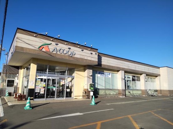 detached 北海道岩見沢市南町八条２丁目2番12号　小田ﾋﾞﾙ1F