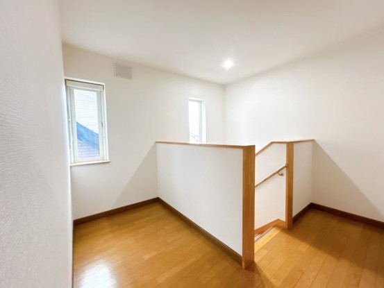 detached 北海道岩見沢市南町八条２丁目2番12号　小田ﾋﾞﾙ1F