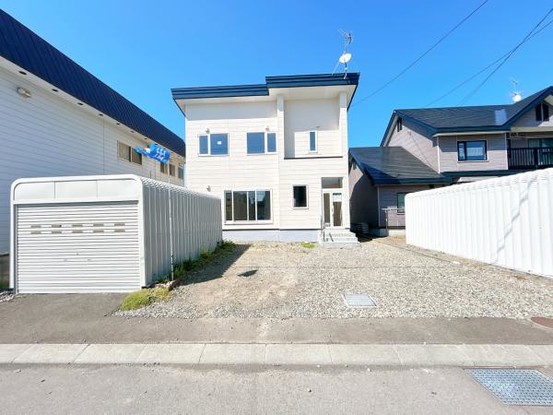 detached 北海道岩見沢市南町八条２丁目2番12号　小田ﾋﾞﾙ1F