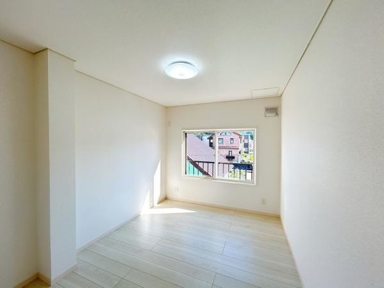 detached 北海道岩見沢市南町八条２丁目2番12号　小田ﾋﾞﾙ1F