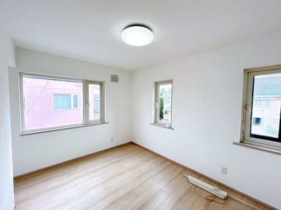 detached 北海道岩見沢市南町八条２丁目2番12号　小田ﾋﾞﾙ1F