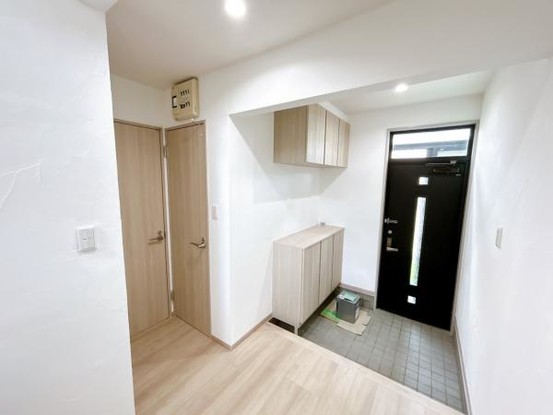 detached 北海道岩見沢市南町八条２丁目2番12号　小田ﾋﾞﾙ1F
