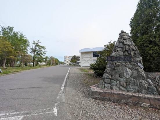 detached 北海道岩見沢市南町八条２丁目2番12号　小田ﾋﾞﾙ1F