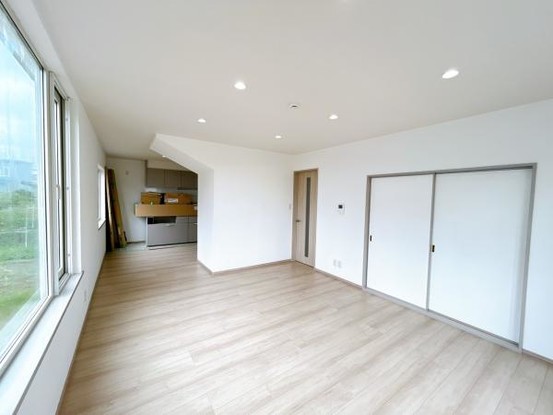 detached 北海道岩見沢市南町八条２丁目2番12号　小田ﾋﾞﾙ1F