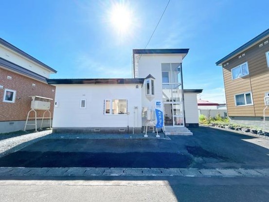 detached 北海道岩見沢市南町八条２丁目2番12号　小田ﾋﾞﾙ1F