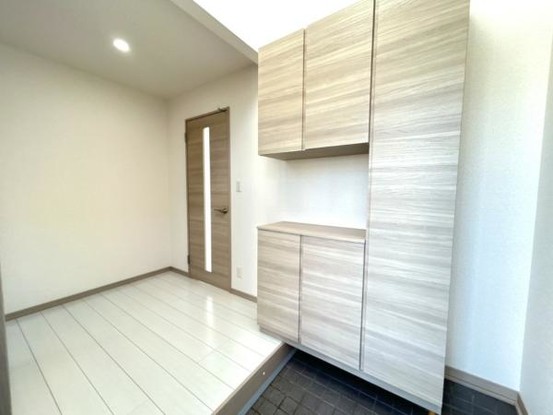 detached 北海道岩見沢市南町八条２丁目2番12号　小田ﾋﾞﾙ1F
