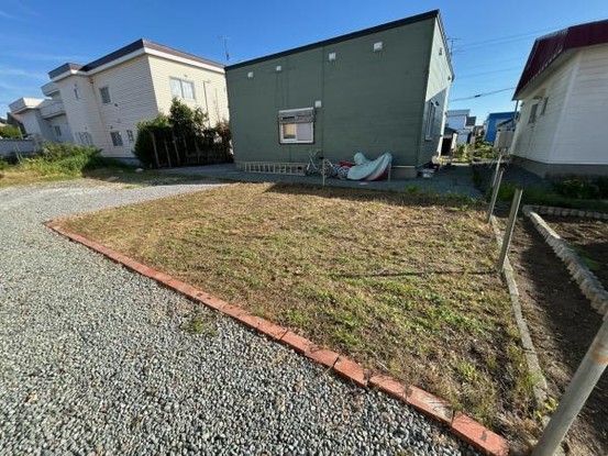 detached 北海道岩見沢市南町八条２丁目2番12号　小田ﾋﾞﾙ1F