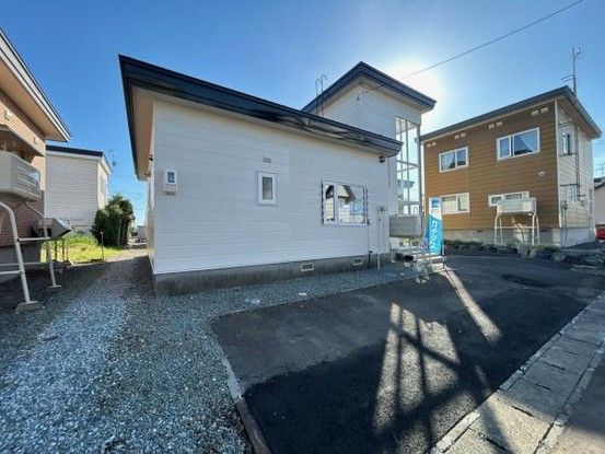 detached 北海道岩見沢市南町八条２丁目2番12号　小田ﾋﾞﾙ1F