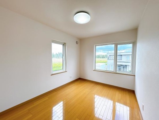 detached 北海道岩見沢市南町八条２丁目2番12号　小田ﾋﾞﾙ1F