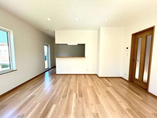 detached 北海道岩見沢市南町八条２丁目2番12号　小田ﾋﾞﾙ1F