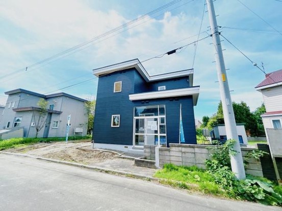 detached 北海道岩見沢市南町八条２丁目2番12号　小田ﾋﾞﾙ1F