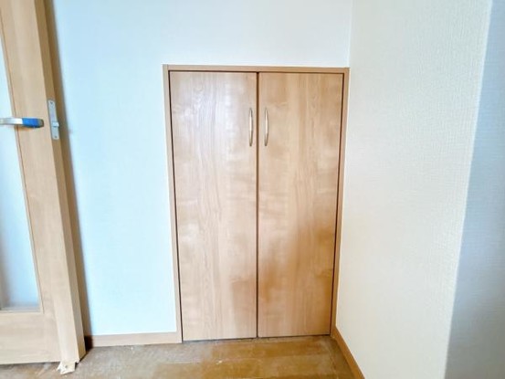 detached 北海道岩見沢市南町八条２丁目2番12号　小田ﾋﾞﾙ1F