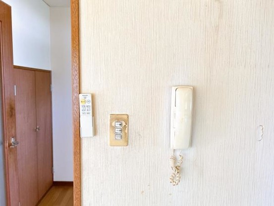 detached 北海道岩見沢市南町八条２丁目2番12号　小田ﾋﾞﾙ1F