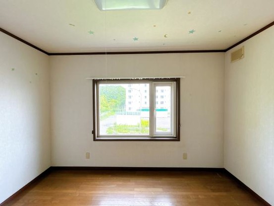 detached 北海道岩見沢市南町八条２丁目2番12号　小田ﾋﾞﾙ1F