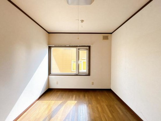 detached 北海道岩見沢市南町八条２丁目2番12号　小田ﾋﾞﾙ1F