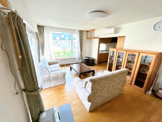 detached 北海道岩見沢市南町八条２丁目2番12号　小田ﾋﾞﾙ1F