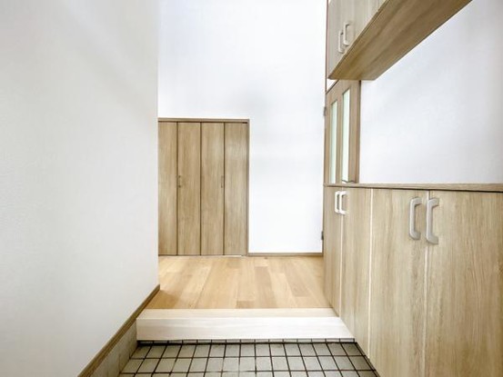 detached 北海道岩見沢市南町八条２丁目2番12号　小田ﾋﾞﾙ1F