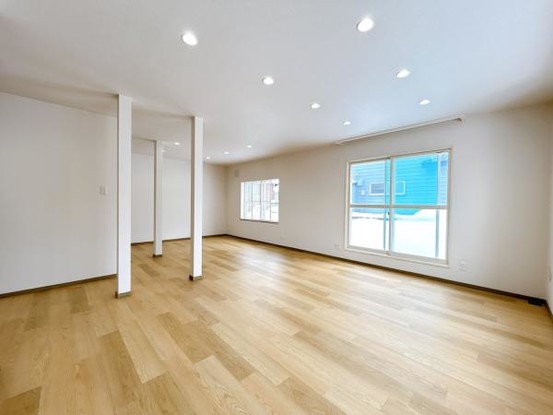 detached 北海道岩見沢市南町八条２丁目2番12号　小田ﾋﾞﾙ1F