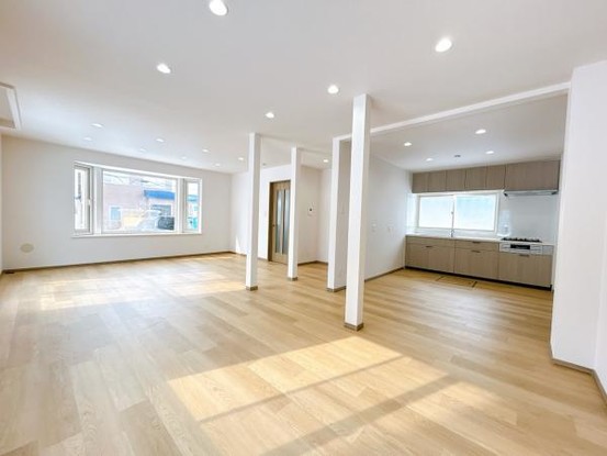 detached 北海道岩見沢市南町八条２丁目2番12号　小田ﾋﾞﾙ1F