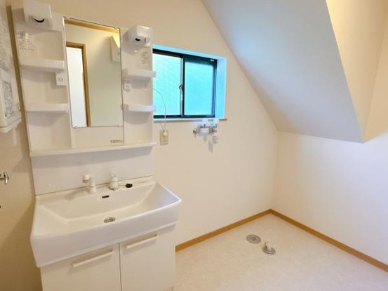 detached 青森県十和田市大字三本木字稲吉85-66