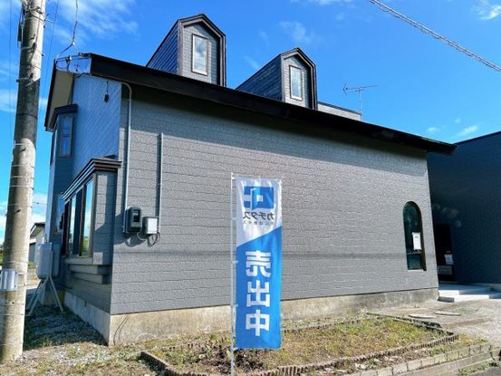 detached 青森県十和田市大字三本木字稲吉85-66