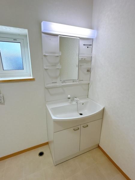 detached 青森県十和田市大字三本木字稲吉85-66