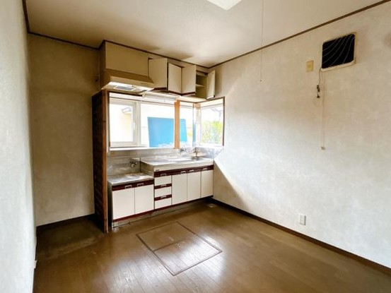 detached 青森県十和田市大字三本木字稲吉85-66