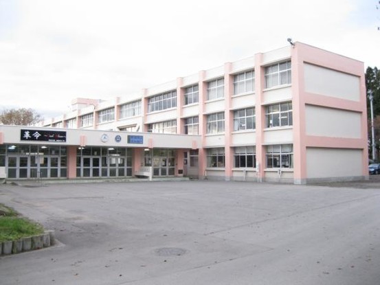 detached 青森県十和田市大字三本木字稲吉85-66