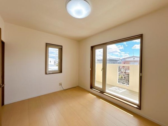 detached 青森県十和田市大字三本木字下平
地図を見る