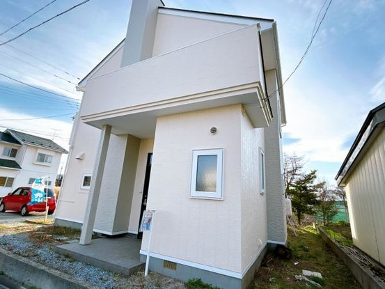 detached 青森県十和田市大字三本木字下平
地図を見る